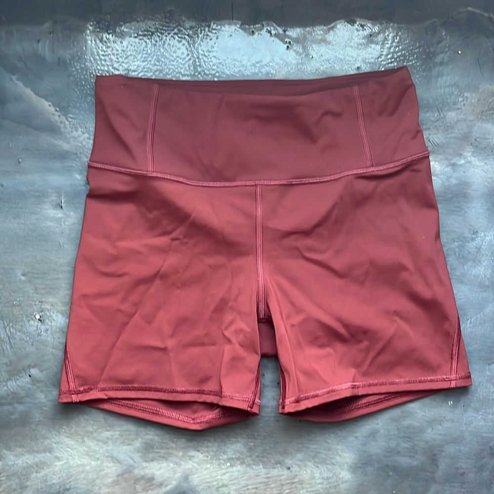Athleta lightning bike short 5”